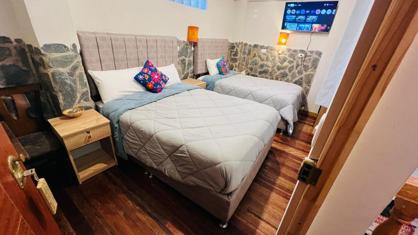 Intikilla Hostal Ollantaytambo Eksteriør bilde